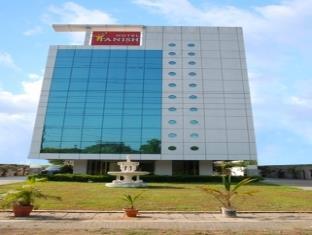 Hotel Tanish Residency Наві-Мумбаї Екстер'єр фото